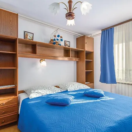 Apartman 1 Bedroom Lovely In *