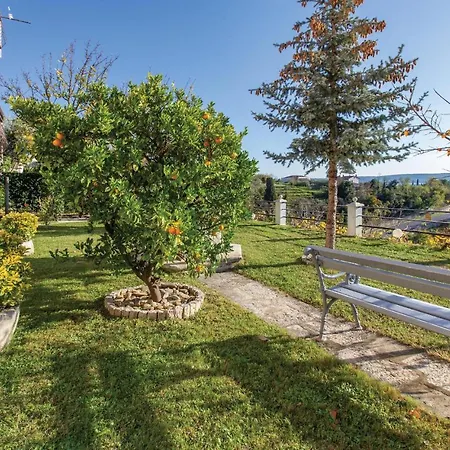 Appartement Stunning In With Kitchen Piran