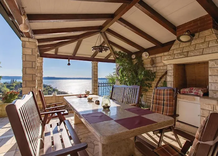 1 Bedroom Lovely In 公寓 皮兰