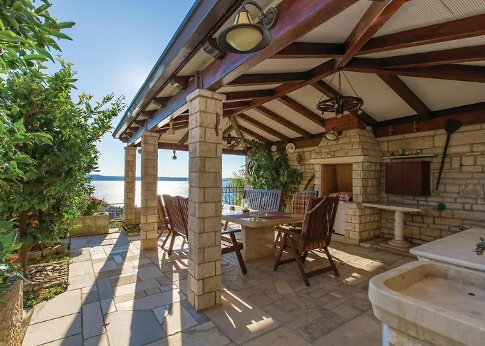 1 Bedroom Lovely In * 皮兰