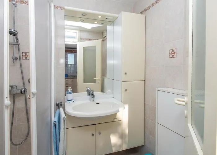 1 Bedroom Lovely In * 皮兰