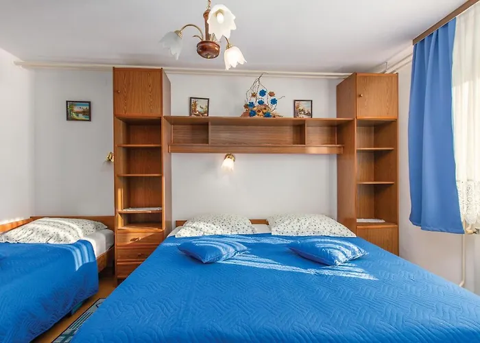 公寓 1 Bedroom Lovely In *